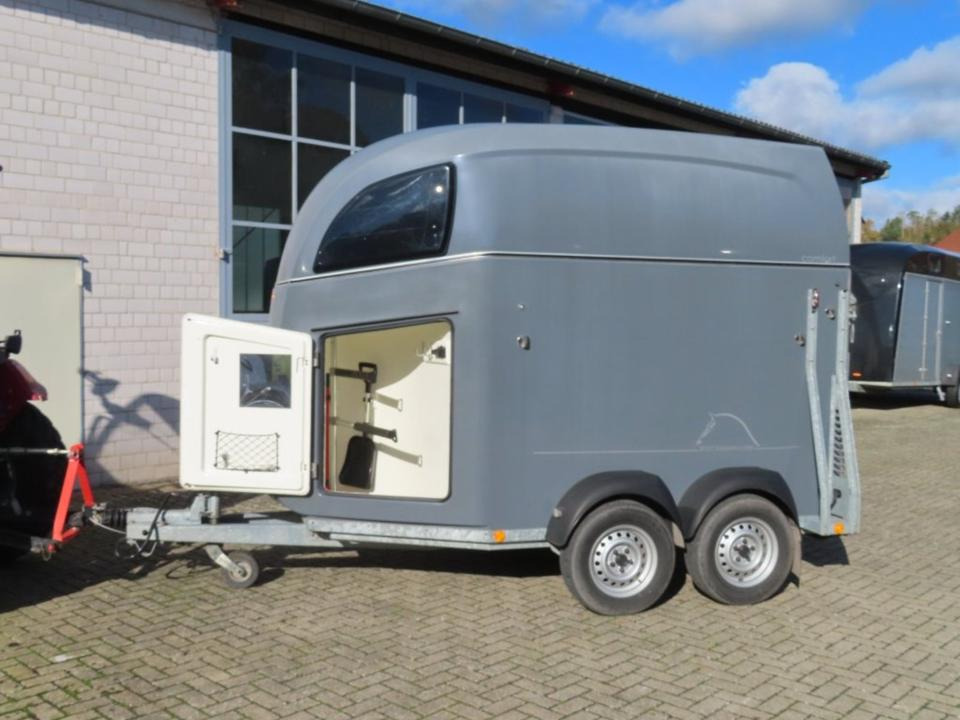 Böckmann, Pferdeanhänger, Comfort,CFF,,Aluboden, SaKa, 100 km/h - Remolque para caballos: foto 1 Böckmann, Pferdeanhänger, Comfort,CFF,,Aluboden, SaKa, 100 km/h - Remolque para caballos: foto 1