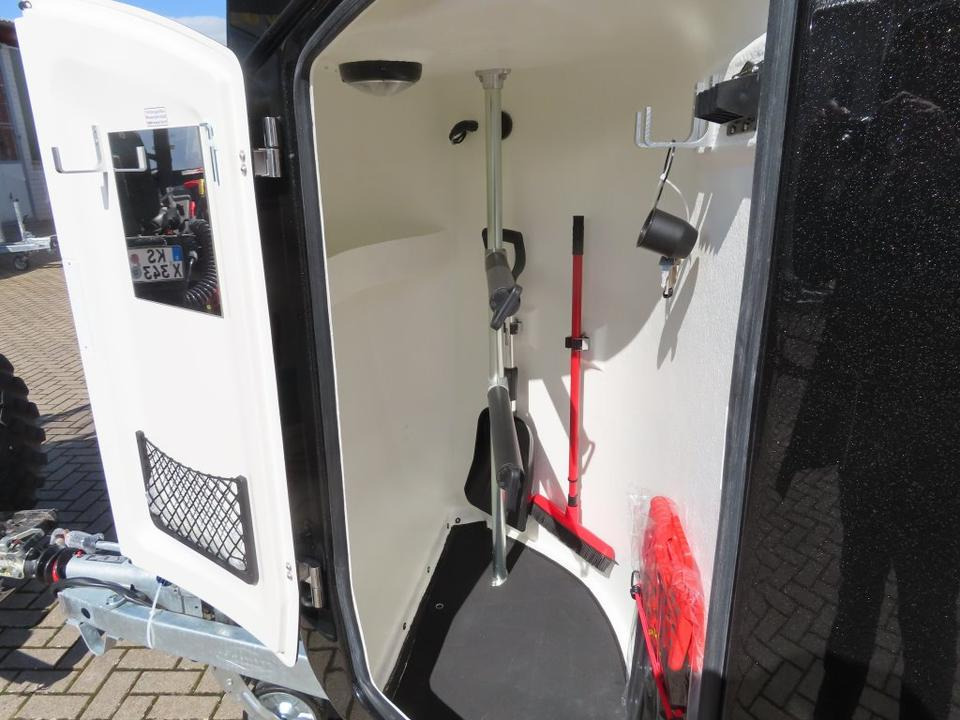 Böckmann Pferdeanhänger, Comfort, Flügeltür,100 km/h,Aluboden - Remolque para caballos: foto 2 Böckmann Pferdeanhänger, Comfort, Flügeltür,100 km/h,Aluboden - Remolque para caballos: foto 2