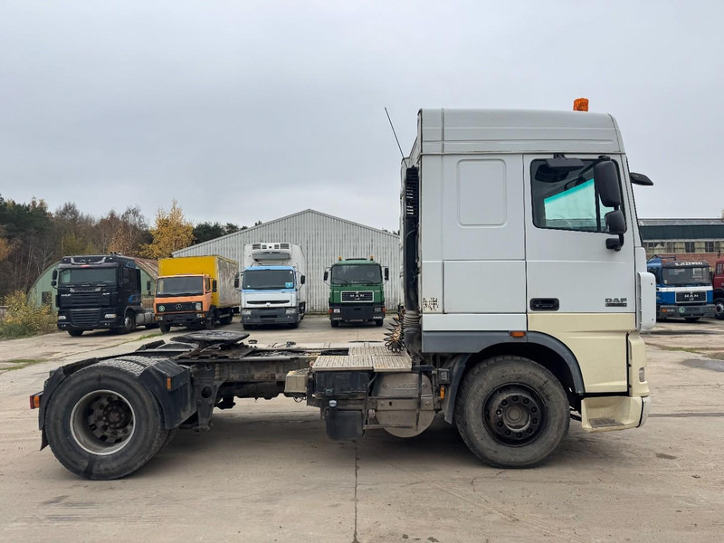 DAF 105 XF 460 Space Cab (GOOD CONDITION / BON ETAT) - Cabeza tractora: foto 4 DAF 105 XF 460 Space Cab (GOOD CONDITION / BON ETAT) - Cabeza tractora: foto 4