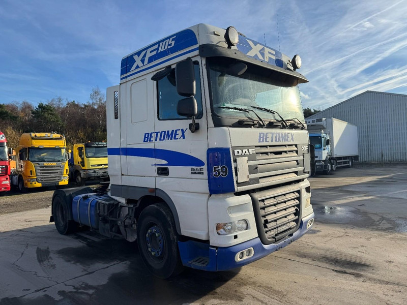 DAF 105 XF 460 Space Cab (MANUAL GEARBOX / BOITE MANUELLE / 2011) - Cabeza tractora: foto 3 DAF 105 XF 460 Space Cab (MANUAL GEARBOX / BOITE MANUELLE / 2011) - Cabeza tractora: foto 3