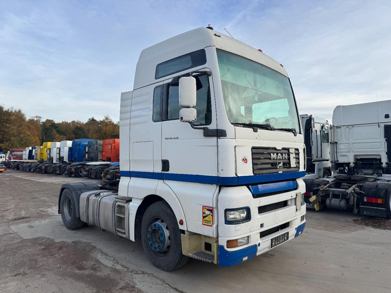 MAN TGA 18.430 (MANUAL GEARBOX / BOITE MANUELLE) - Cabeza tractora: foto 3 MAN TGA 18.430 (MANUAL GEARBOX / BOITE MANUELLE) - Cabeza tractora: foto 3
