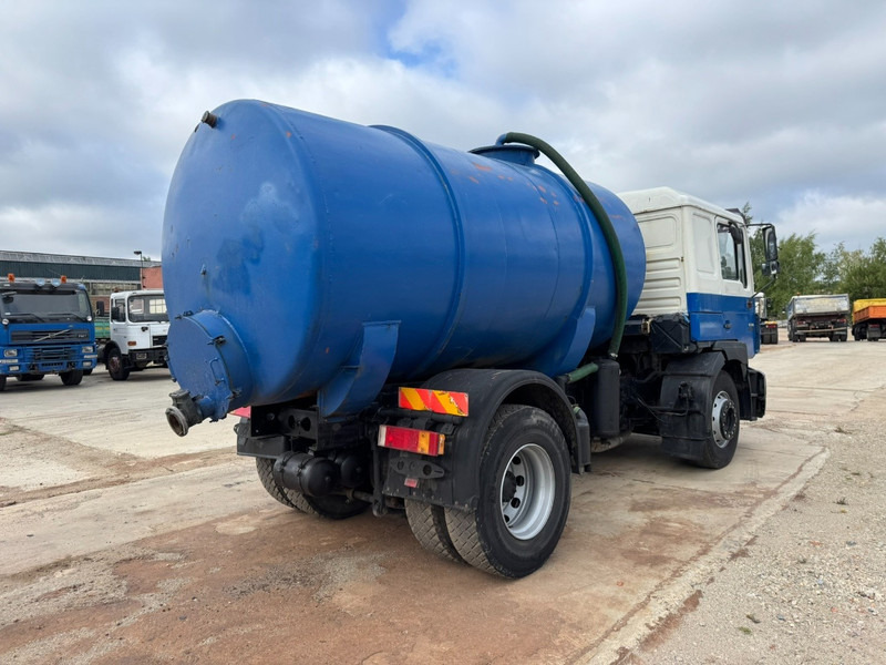 MAN 19.343 (12.000L / MANUAL GEARBOX / EURO 2 / PERFECT) - Limpieza de alcantarillado: foto 5 MAN 19.343 (12.000L / MANUAL GEARBOX / EURO 2 / PERFECT) - Limpieza de alcantarillado: foto 5