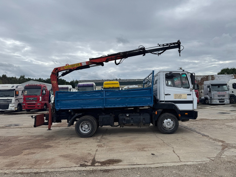 Mercedes-Benz SK 917 (STEEL SUSPENSION / PARLFINGER CRANE / AUXILIARY / 6 CYLINDER WITH MANUAL PUMP) - Camión volquete, Camión grúa: foto 4 Mercedes-Benz SK 917 (STEEL SUSPENSION / PARLFINGER CRANE / AUXILIARY / 6 CYLINDER WITH MANUAL PUMP) - Camión volquete, Camión grúa: foto 4