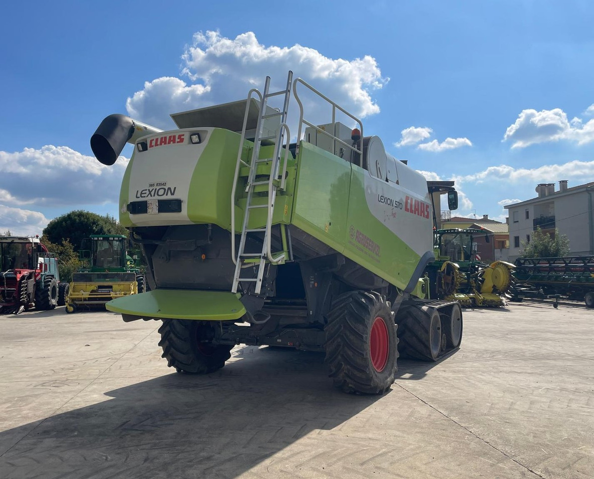CLAAS MIETITREBBIA LEXION 570TT - Cosechadora de granos: foto 4 CLAAS MIETITREBBIA LEXION 570TT - Cosechadora de granos: foto 4