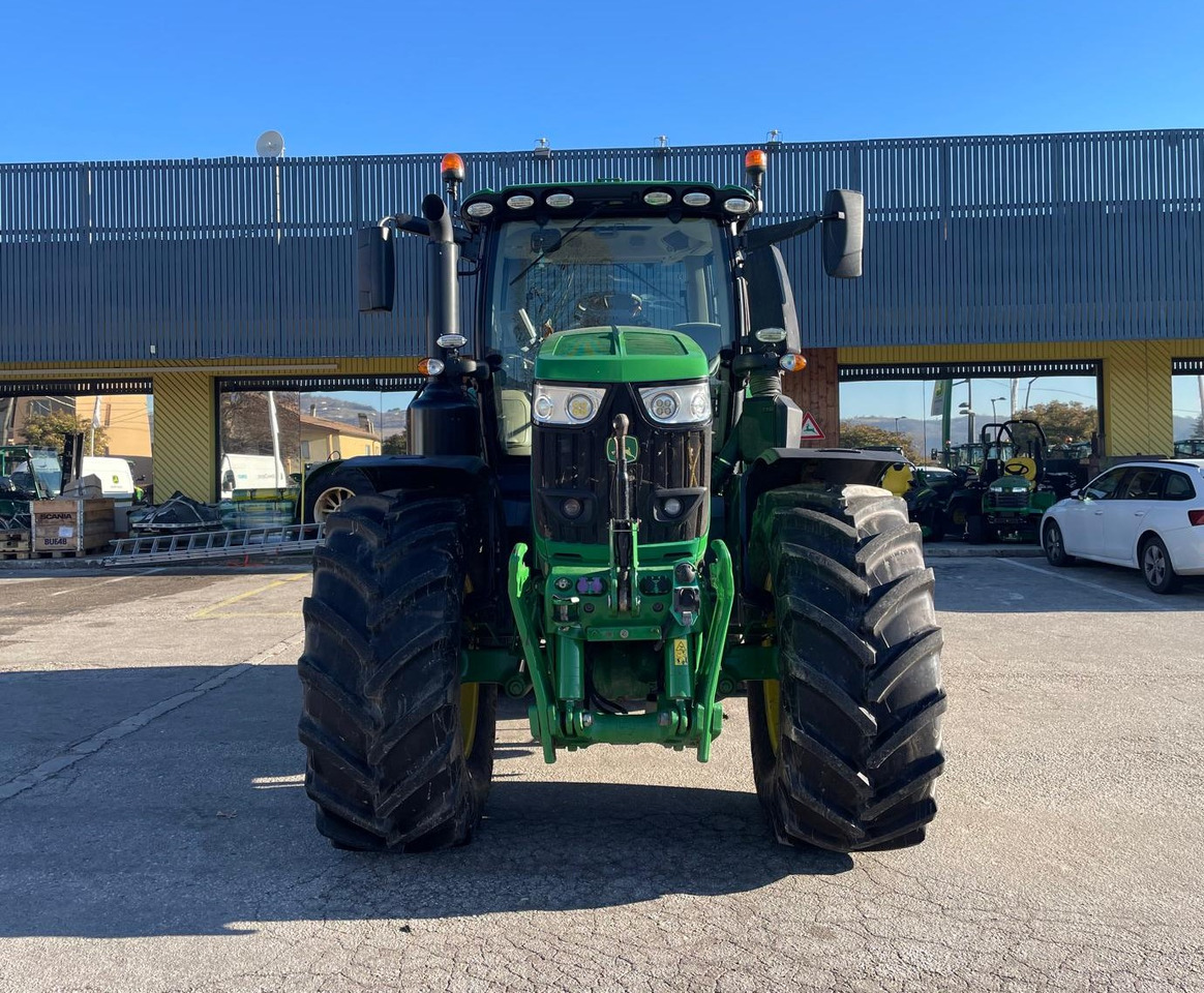 JOHN DEERE 6250 R - Tractor: foto 2 JOHN DEERE 6250 R - Tractor: foto 2