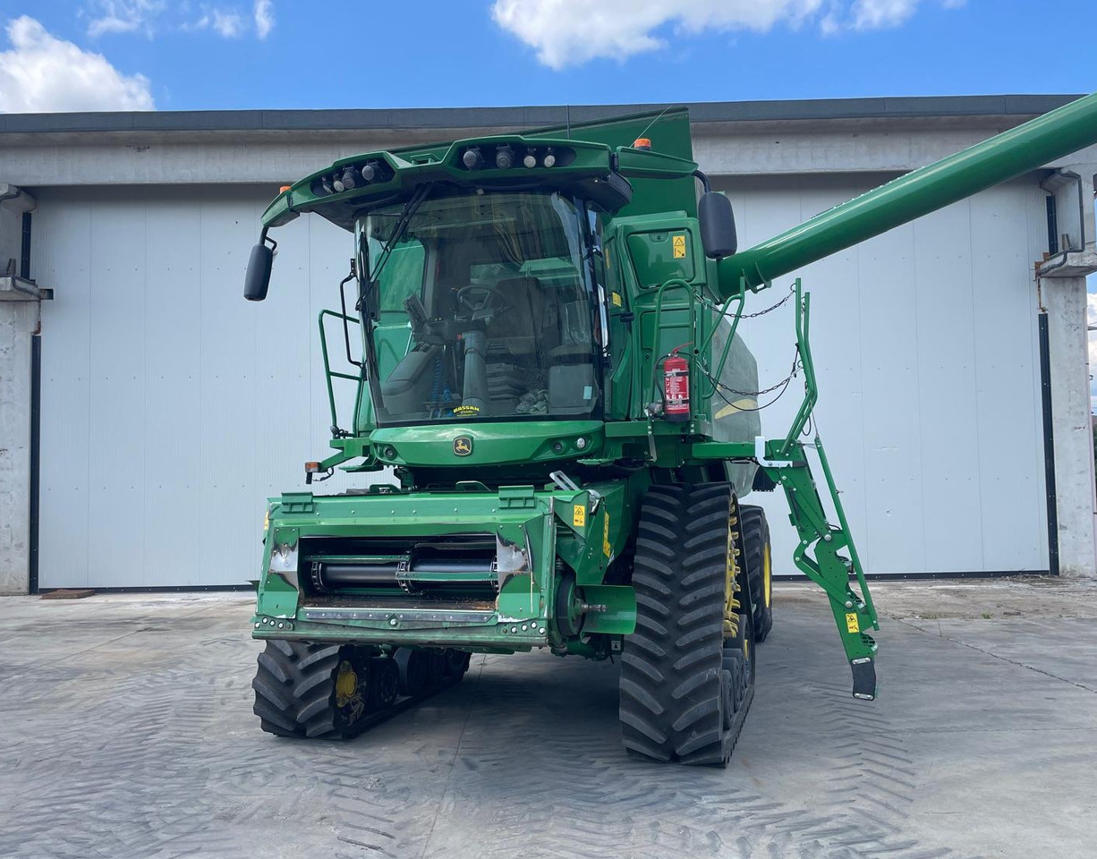 JOHN DEERE MIETITREBBIA T 560 - Cosechadora de granos: foto 5 JOHN DEERE MIETITREBBIA T 560 - Cosechadora de granos: foto 5