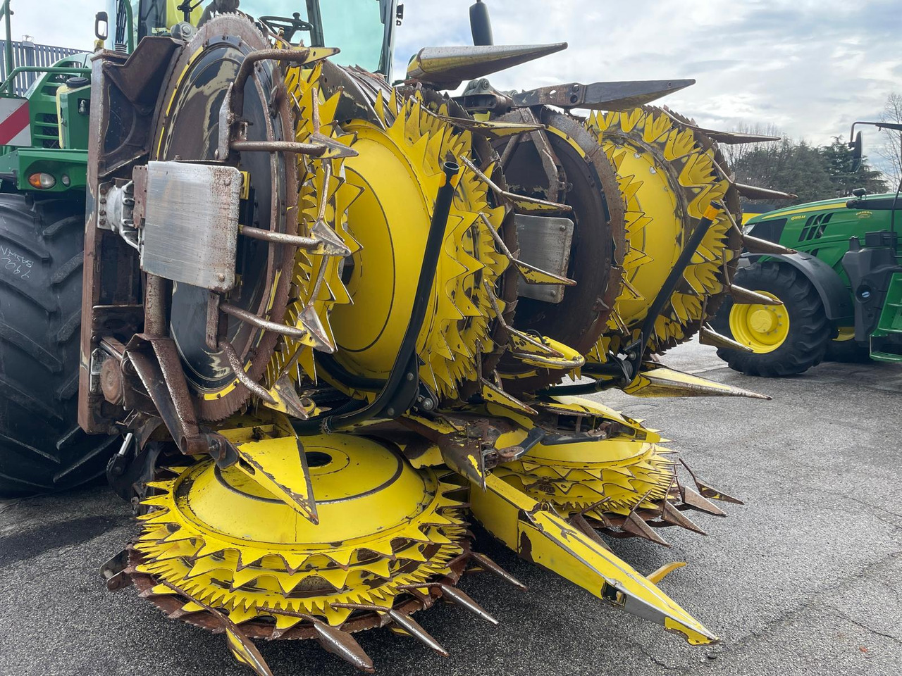 JOHN DEERE TRINCIA 9900i - Cosechadora de forraje: foto 3 JOHN DEERE TRINCIA 9900i - Cosechadora de forraje: foto 3