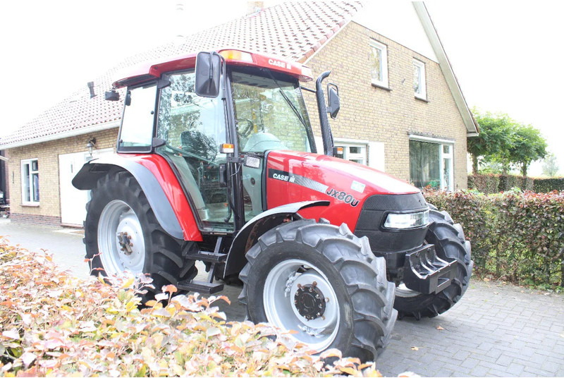 Case IH JX80U - Tractor: foto 1 Case IH JX80U - Tractor: foto 1