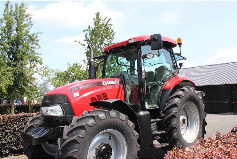 Case IH Maxxum 125 - Tractor: foto 5 Case IH Maxxum 125 - Tractor: foto 5
