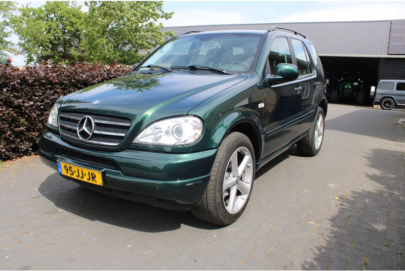 Mercedes-Benz M-Klasse ML 320 - SUV/ Todoterreno: foto 5 Mercedes-Benz M-Klasse ML 320 - SUV/ Todoterreno: foto 5