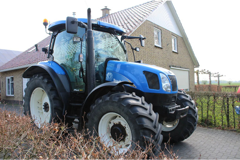 New Holland TS100A TS100A - Tractor: foto 1 New Holland TS100A TS100A - Tractor: foto 1