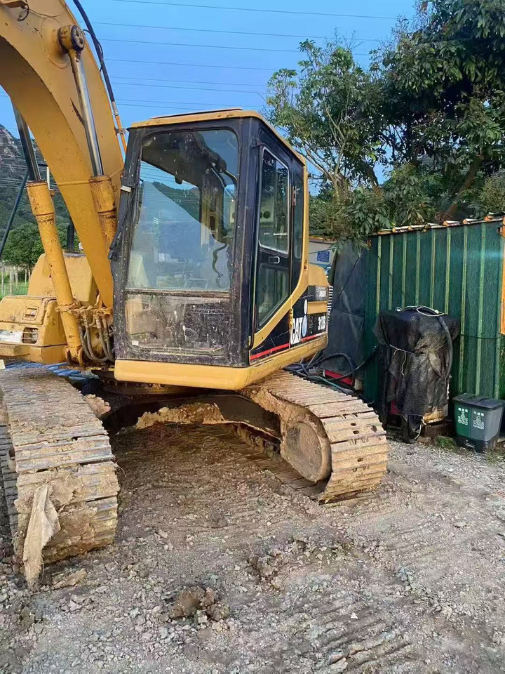 CATERPILLAR 312B - Excavadora: foto 3 CATERPILLAR 312B - Excavadora: foto 3