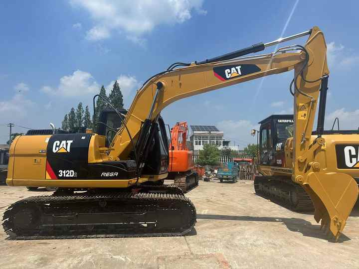 Low Working Time CAT 312D2 Excavator Caterpillar Used 15ton Cat312D2 No Reviews yet - Excavadora de cadenas: foto 2 Low Working Time CAT 312D2 Excavator Caterpillar Used 15ton Cat312D2 No Reviews yet - Excavadora de cadenas: foto 2