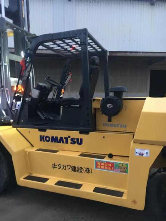Nice Performance 100% Original komatsu 15tons Forklift on Sale 15 Ton Diesel Forklifts Industrial Price for Sale - Carretilla elevadora diésel: foto 3 Nice Performance 100% Original komatsu 15tons Forklift on Sale 15 Ton Diesel Forklifts Industrial Price for Sale - Carretilla elevadora diésel: foto 3