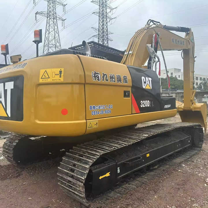 Urgent Sale! Cat 320DL Excavator | Low Operating Hours, Flexible Payment Options! - Excavadora de cadenas: foto 3 Urgent Sale! Cat 320DL Excavator | Low Operating Hours, Flexible Payment Options! - Excavadora de cadenas: foto 3