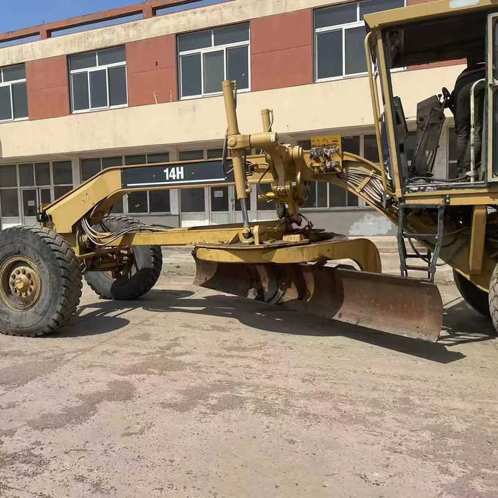 Used Caterpillar 14h Motor Grader Cat14H Very Good Quality Motor Grader Cat 14H Grader Price No Reviews yet - Grader: foto 3 Used Caterpillar 14h Motor Grader Cat14H Very Good Quality Motor Grader Cat 14H Grader Price No Reviews yet - Grader: foto 3
