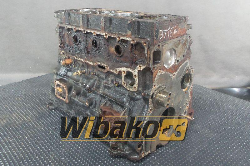 Block Engine / Motor Isuzu 4BD1 PTA-24 95D05 - Bloque de cilindros para Maquinaria de construcción: foto 1 Block Engine / Motor Isuzu 4BD1 PTA-24 95D05 - Bloque de cilindros para Maquinaria de construcción: foto 1