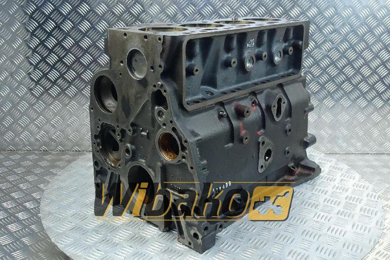 Crankcase for engine Case 4-390 3906406 - Cárter para Maquinaria de construcción: foto 1 Crankcase for engine Case 4-390 3906406 - Cárter para Maquinaria de construcción: foto 1
