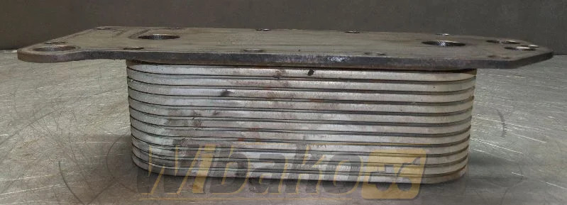 Cummins 3918175 - Enfriador de aceite para Maquinaria de construcción: foto 1 Cummins 3918175 - Enfriador de aceite para Maquinaria de construcción: foto 1