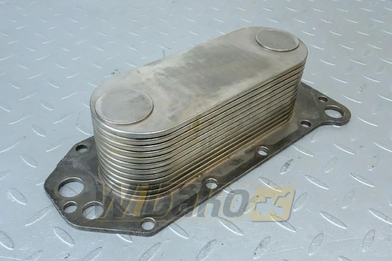Cummins 3974815 - Enfriador de aceite para Maquinaria de construcción: foto 1 Cummins 3974815 - Enfriador de aceite para Maquinaria de construcción: foto 1