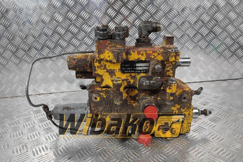 Valves set Volvo 4864235/4821543 - Válvula hidráulica para Maquinaria de construcción: foto 1 Valves set Volvo 4864235/4821543 - Válvula hidráulica para Maquinaria de construcción: foto 1