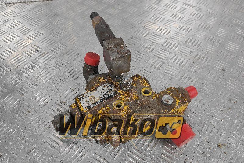 Valves set Volvo 811 4821801 - Válvula hidráulica para Maquinaria de construcción: foto 1 Valves set Volvo 811 4821801 - Válvula hidráulica para Maquinaria de construcción: foto 1