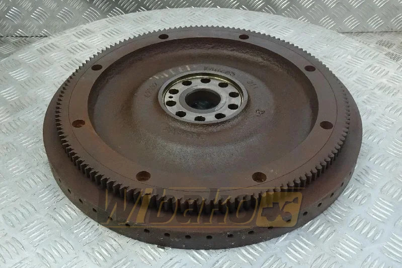 Volvo Penta TAD870-73VE 22881115/22237994/21834988 - Volante de inercia para Maquinaria de construcción: foto 1 Volvo Penta TAD870-73VE 22881115/22237994/21834988 - Volante de inercia para Maquinaria de construcción: foto 1