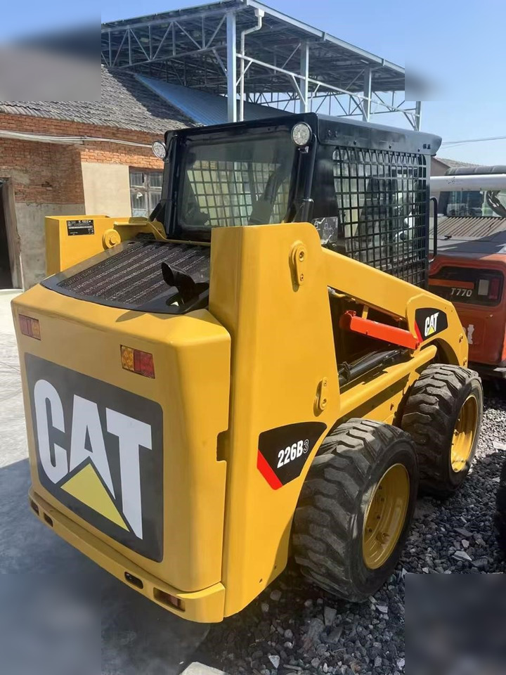 CATERPILLAR 226B3 - Minicargadora: foto 4 CATERPILLAR 226B3 - Minicargadora: foto 4