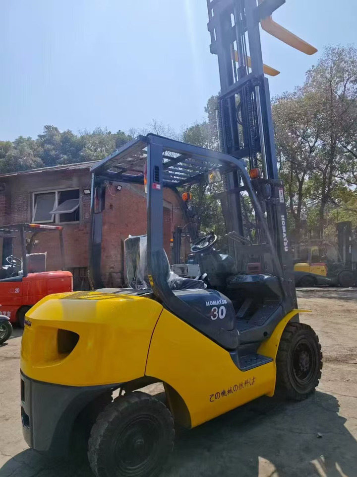 Komatsu FD50 - Carretilla elevadora diésel: foto 4 Komatsu FD50 - Carretilla elevadora diésel: foto 4