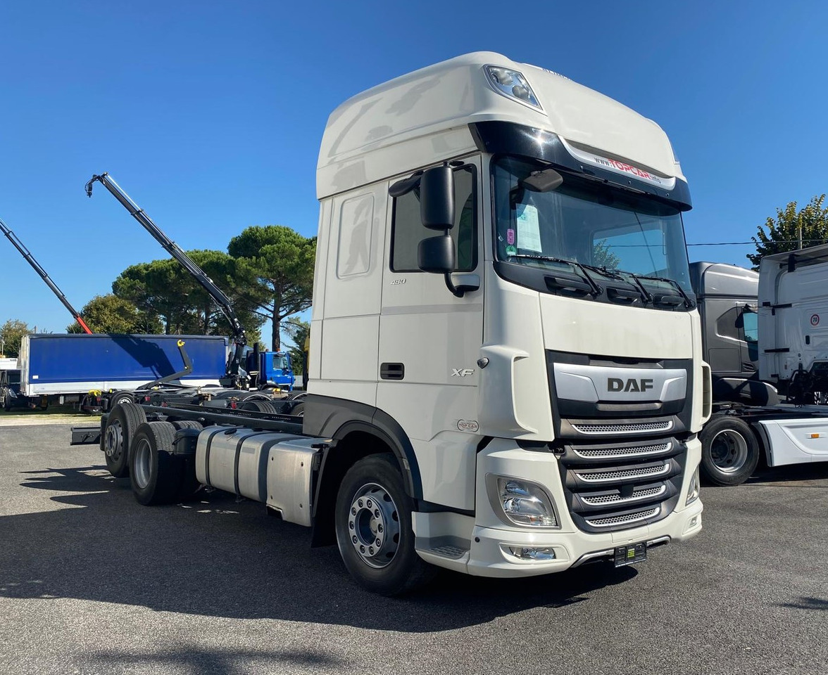 DAF XF 480 - Camión chasis: foto 3 DAF XF 480 - Camión chasis: foto 3