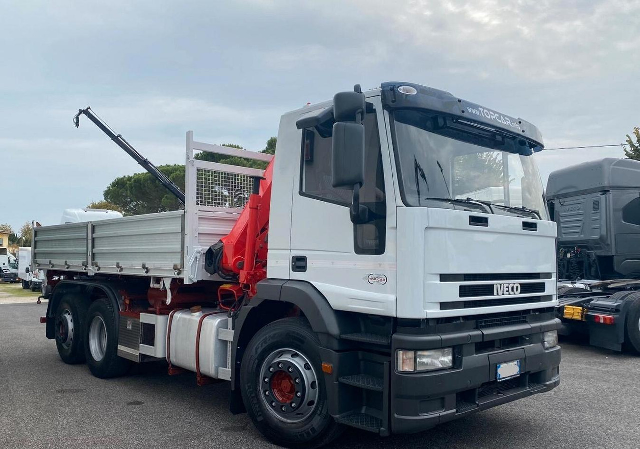IVECO 440E38 RIBALTABILE TRILATERALE E GRU FASSI - Camión caja abierta, Camión grúa: foto 3 IVECO 440E38 RIBALTABILE TRILATERALE E GRU FASSI - Camión caja abierta, Camión grúa: foto 3