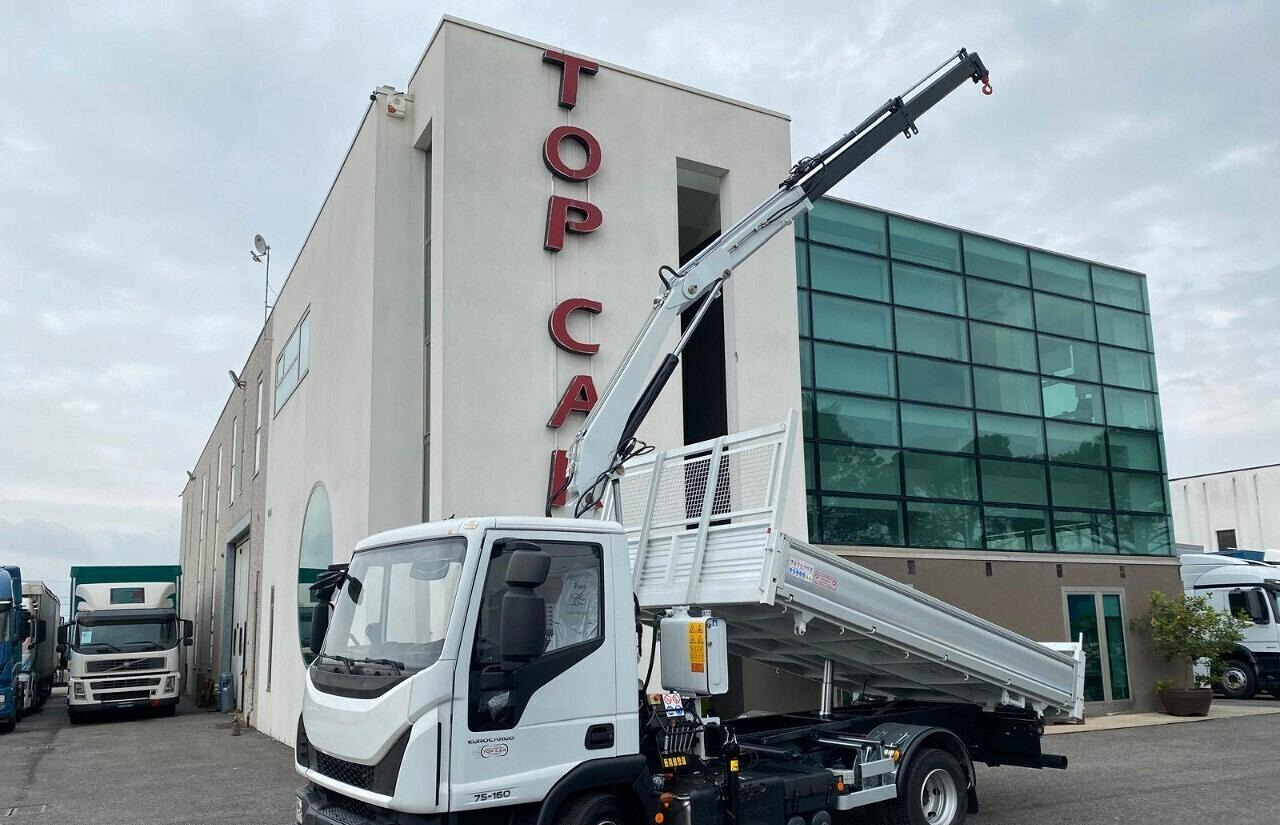 IVECO EUROCARGO 75E16 2019 RIBALTABILE E GRU - Camión volquete, Camión grúa: foto 2 IVECO EUROCARGO 75E16 2019 RIBALTABILE E GRU - Camión volquete, Camión grúa: foto 2