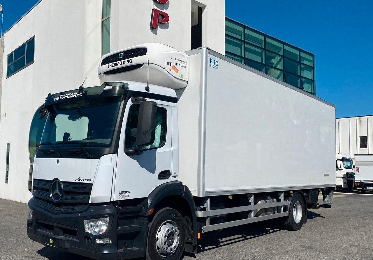MERCEDES ANTOS 18.33 CASSONE ISOTERMICO E SPONDA - Camión frigorífico: foto 2 MERCEDES ANTOS 18.33 CASSONE ISOTERMICO E SPONDA - Camión frigorífico: foto 2