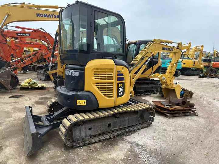 CE/EPA Certified! Komatsu Pc 35 Used Excavator komatsu Pc35 Mini 3 Ton Crawler Excavator with Rubber Track for Sale - Miniexcavadora: foto 3 CE/EPA Certified! Komatsu Pc 35 Used Excavator komatsu Pc35 Mini 3 Ton Crawler Excavator with Rubber Track for Sale - Miniexcavadora: foto 3
