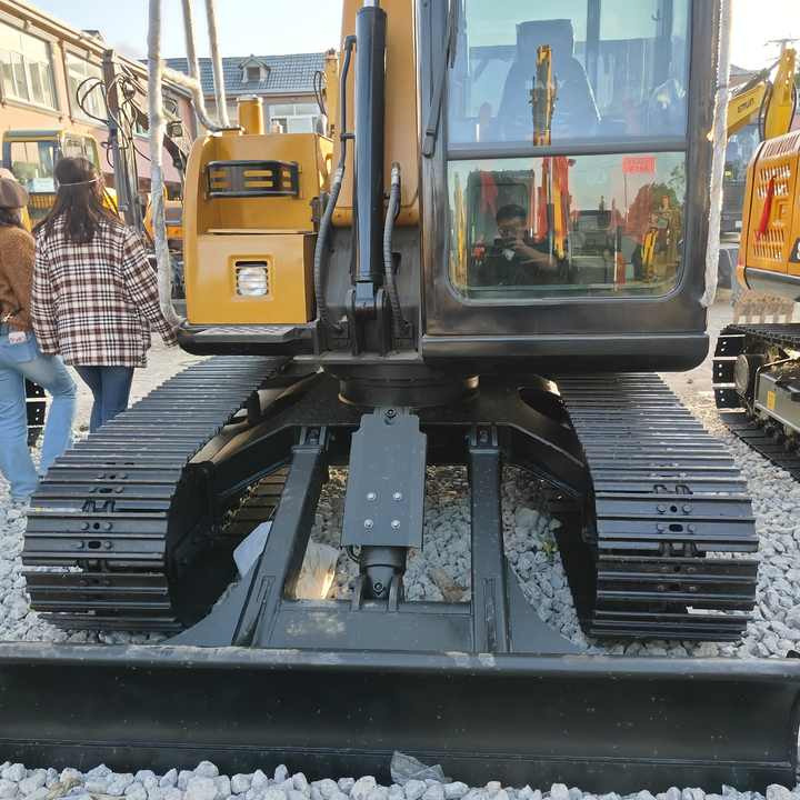 China Brand Used Sany Sy75c Mini Excavator 6ton Crawler Earth Digger Machine for Sale - Miniexcavadora: foto 5 China Brand Used Sany Sy75c Mini Excavator 6ton Crawler Earth Digger Machine for Sale - Miniexcavadora: foto 5