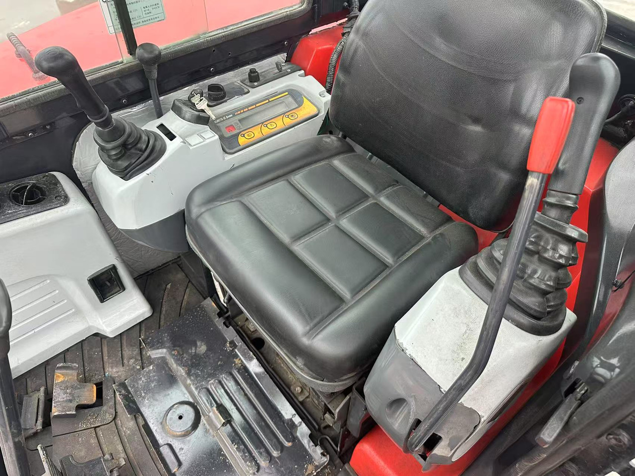 Leasing de KUBOTA U55 [ Copy ] KUBOTA U55 [ Copy ]: foto 11