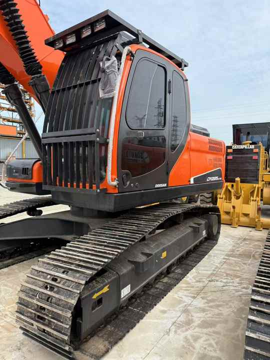 Used Doosan DX225LC-9C Hydraulic Excavator 25 Ton Doosan Dx225 Crawler Excavator with Excellent Performance Low Price for Sale - Excavadora: foto 2 Used Doosan DX225LC-9C Hydraulic Excavator 25 Ton Doosan Dx225 Crawler Excavator with Excellent Performance Low Price for Sale - Excavadora: foto 2