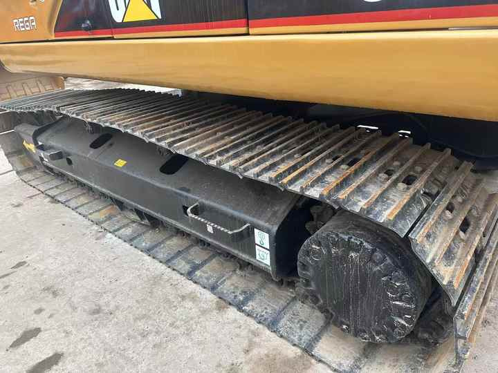 Used Excavator Caterpillar CAT320c Small and Medium-sized Original Excavator CAT320c for Sale - Excavadora de cadenas: foto 3 Used Excavator Caterpillar CAT320c Small and Medium-sized Original Excavator CAT320c for Sale - Excavadora de cadenas: foto 3