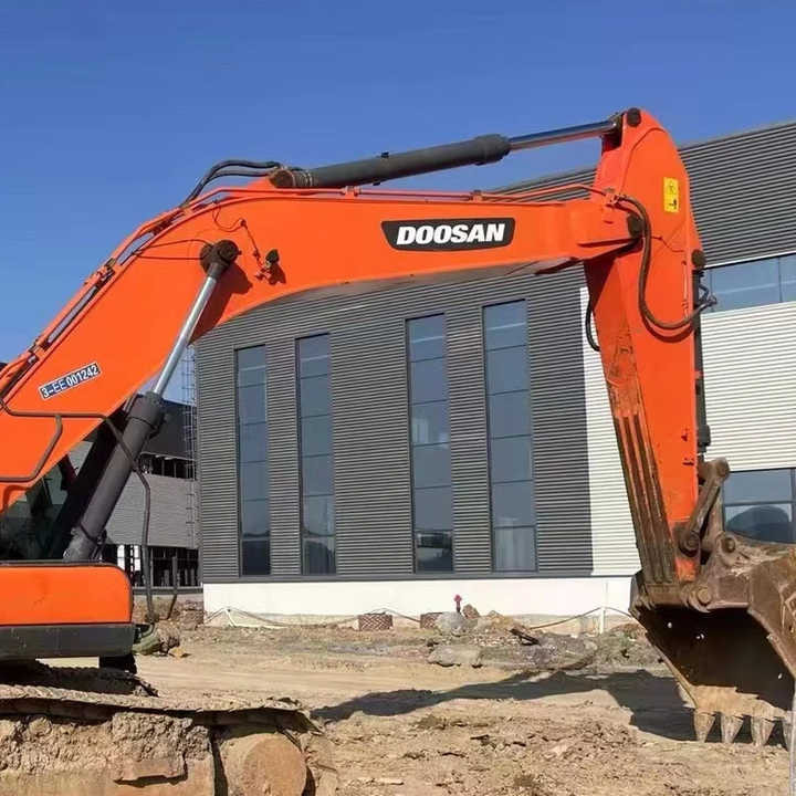 Leasing de  Used Excavator Doosan DX380 Excavators Mini Equipment Earth Moving Machinery Doosan Digger Excavator for Sale [ Copy ] Used Excavator Doosan DX380 Excavators Mini Equipment Earth Moving Machinery Doosan Digger Excavator for Sale [ Copy ]: foto 6