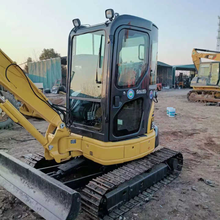 Used Original komatsu Mini Excavator Pc35MR-2 on Hot Sale komatsu Pc35 3 Tons Mini Excavator in Stock - Miniexcavadora: foto 1 Used Original komatsu Mini Excavator Pc35MR-2 on Hot Sale komatsu Pc35 3 Tons Mini Excavator in Stock - Miniexcavadora: foto 1