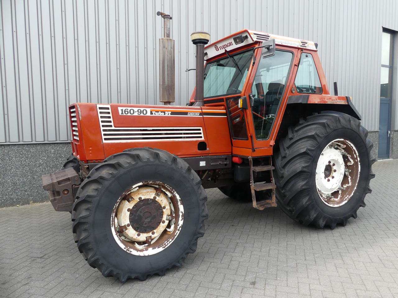 FIAT 160-90 4WD - Tractor: foto 2 FIAT 160-90 4WD - Tractor: foto 2