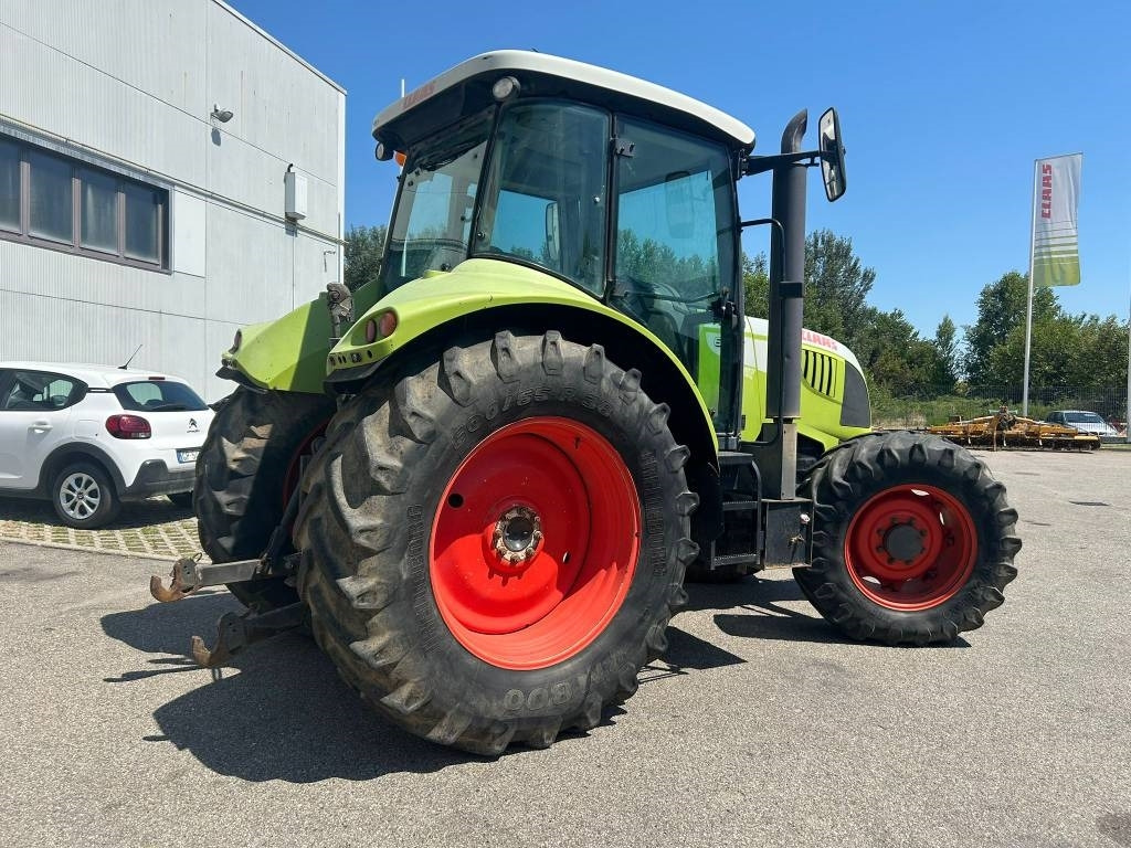 Leasing de Claas Arion 610 C  Claas Arion 610 C: foto 6