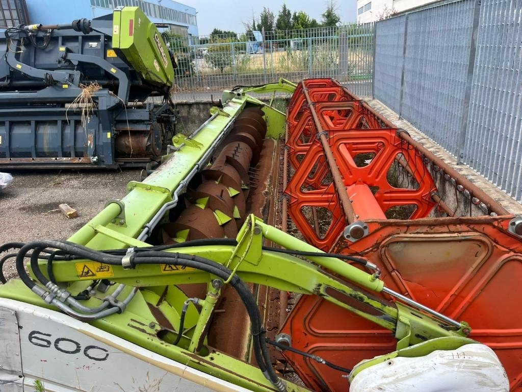 Claas C 600 - Cabezal de grano: foto 2 Claas C 600 - Cabezal de grano: foto 2