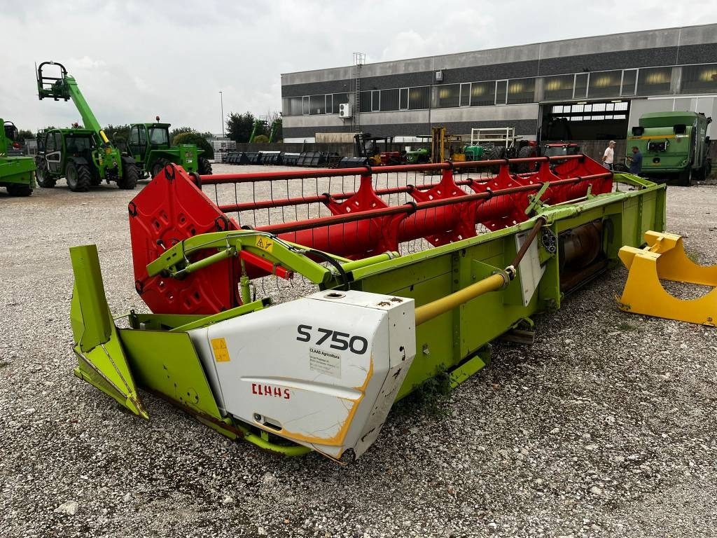 Claas S 750  - Accesorios para cosechadoras: foto 1 Claas S 750  - Accesorios para cosechadoras: foto 1