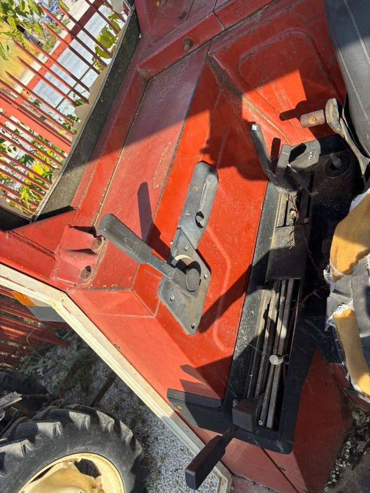 Fiatagri 130/90 DT - Tractor: foto 3 Fiatagri 130/90 DT - Tractor: foto 3