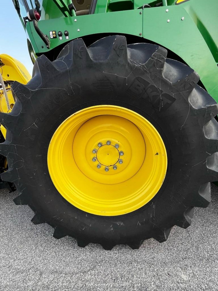 John Deere 8800 - Cosechadora de forraje: foto 5 John Deere 8800 - Cosechadora de forraje: foto 5