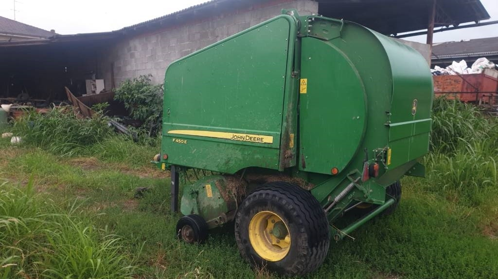 John Deere F 450 - Rotoempacadora: foto 3 John Deere F 450 - Rotoempacadora: foto 3