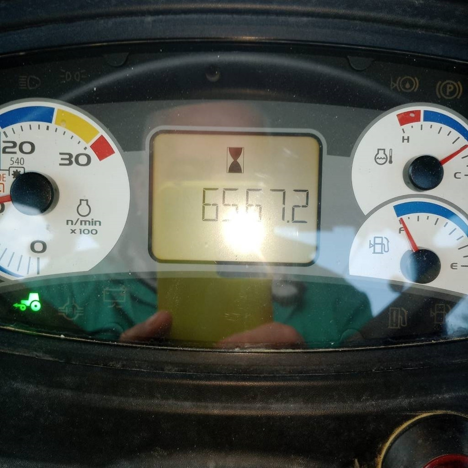 Tractor New Holland T 4.55: foto 9 Tractor New Holland T 4.55: foto 9