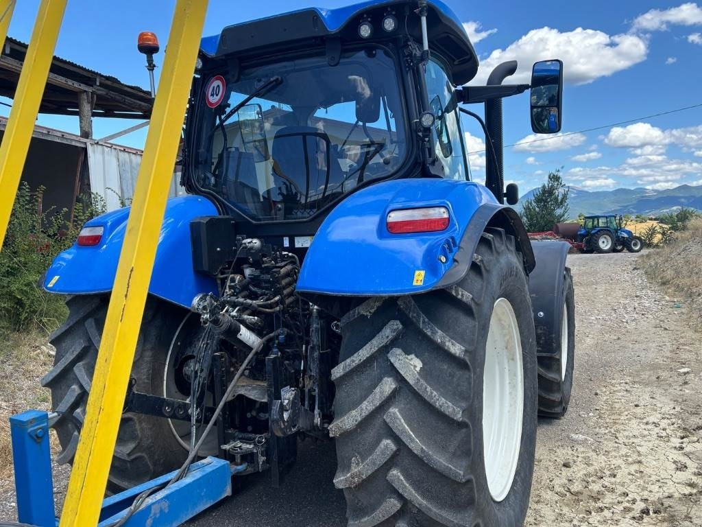 Leasing de New Holland T6.165  New Holland T6.165: foto 10 Leasing de New Holland T6.165  New Holland T6.165: foto 10