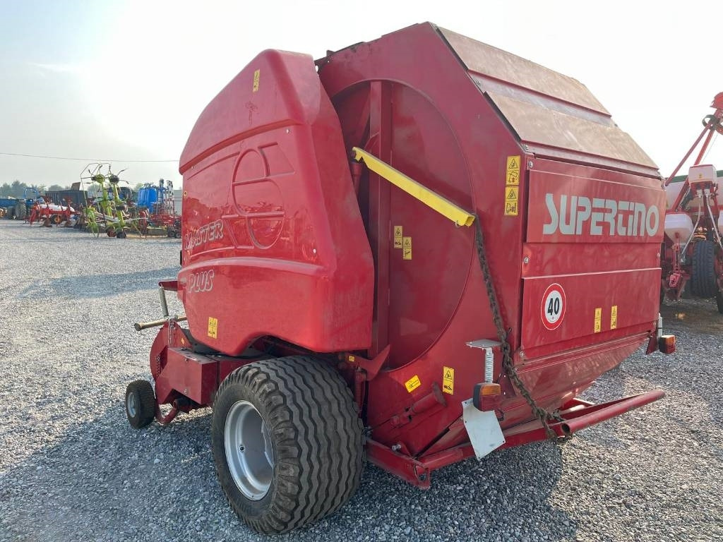 Supertino SP 1650 MASTER PLUS - Rotoempacadora: foto 4 Supertino SP 1650 MASTER PLUS - Rotoempacadora: foto 4